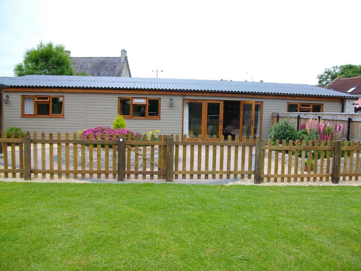 The Old Cowstall Somerton  Extérieur photo